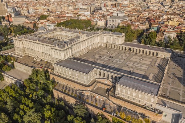 À la découverte des secrets de Madrid à pied : des promenades authentiques
