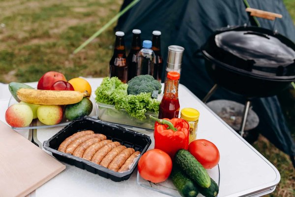 Quelles sont les options de restauration dans les campings Tikayan du Var ?