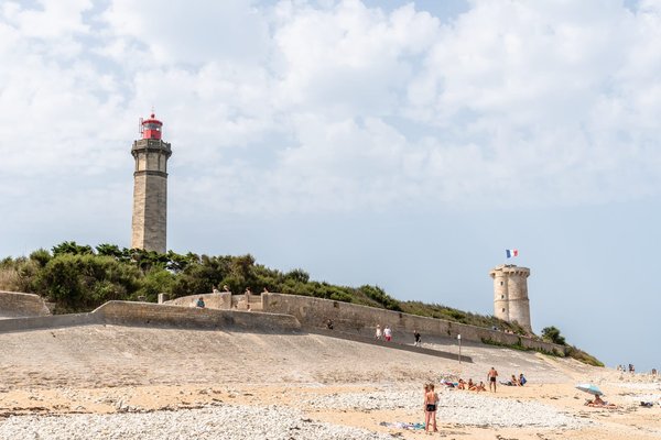 L'hôtel à l'Île de Ré et la beauté des régions qui l'entourent.