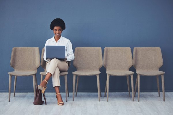 Détectez de nouvelles opportunités dans le secteur de l'hôtellerie : explorez les offres d'emploi sur les sites spécialisés