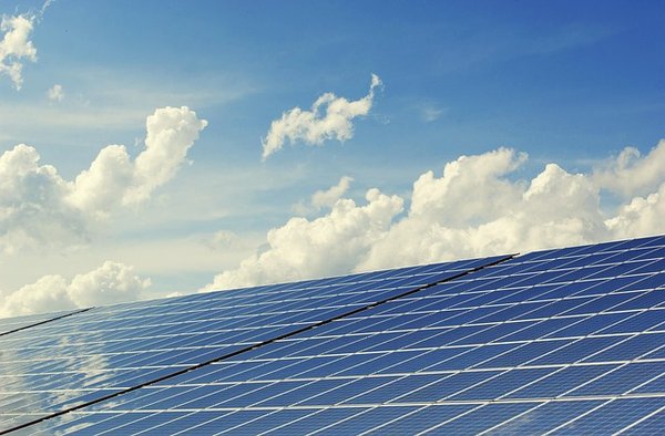 Panneau solaire photovoltaïque : solutions personnalisées pour vous